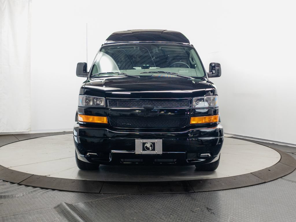 Used 2026 Chevrolet Express 2500 Extended w/ Driver Convenience Package RWD video 2