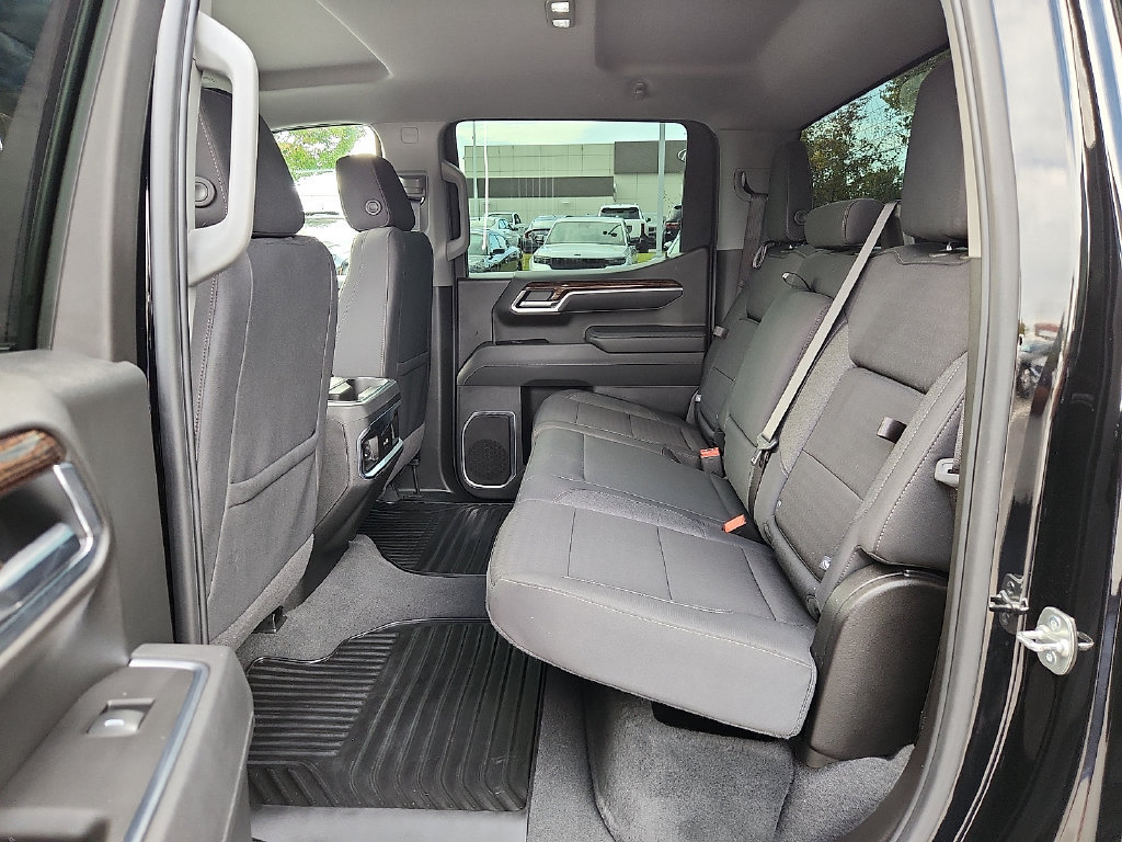 Used 2025 GMC Sierra 1500 Elevation w/ X31 Off-Road Package AWD/4WD image 10