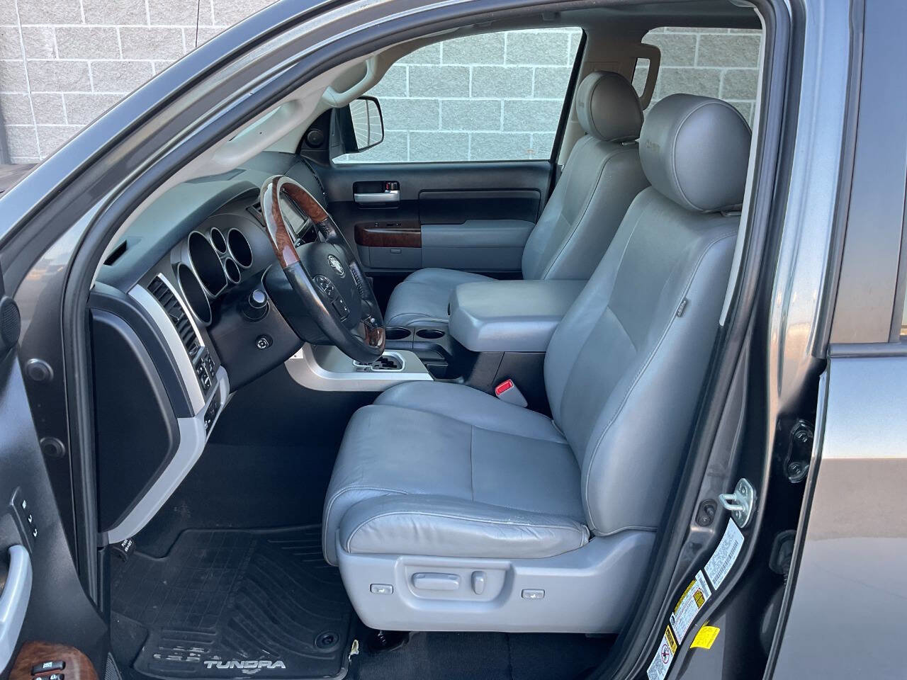 Used 2013 Toyota Tundra Platinum image 13