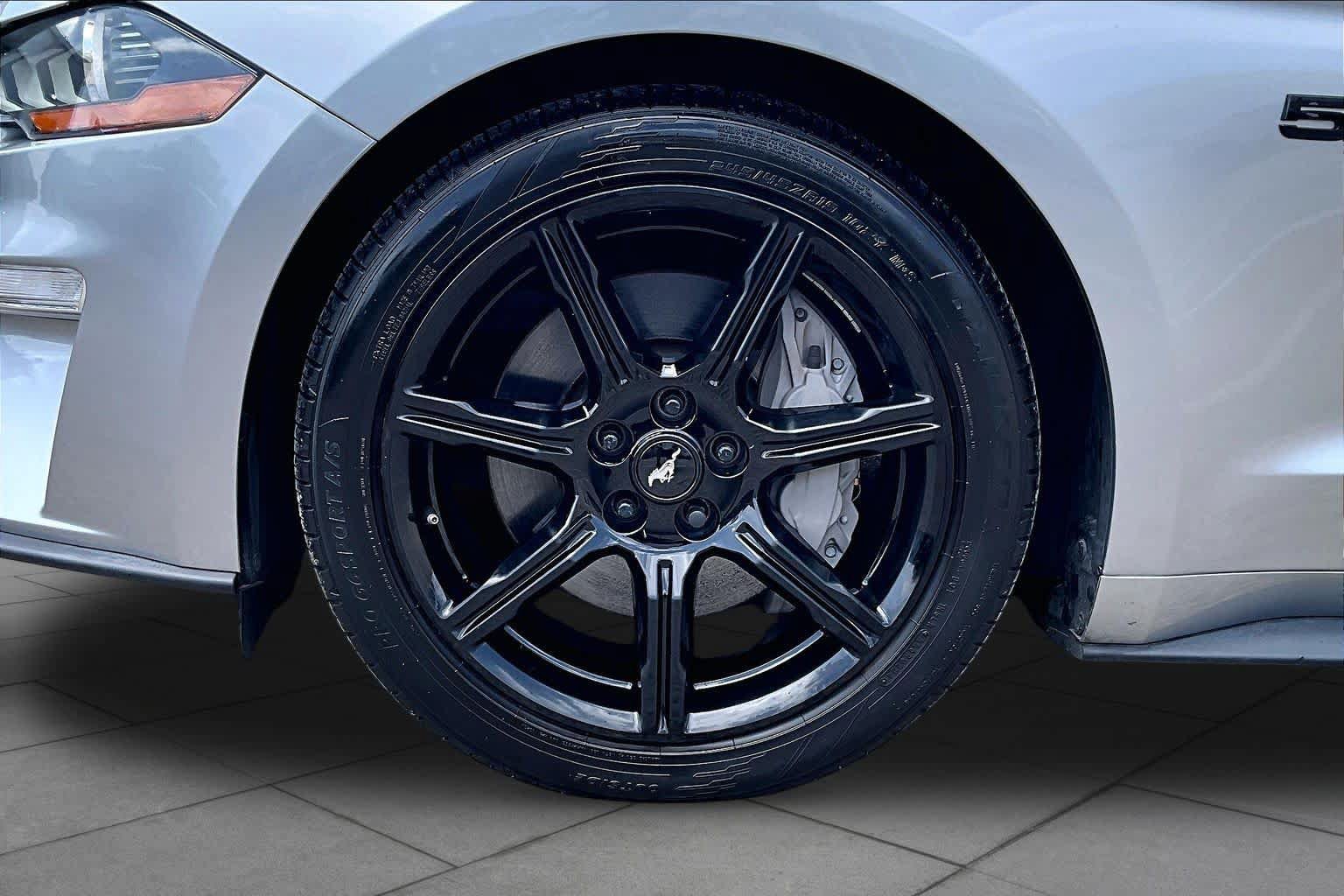 Used 2020 Ford Mustang GT Premium w/ Equipment Group 401A RWD image 11