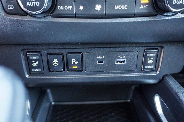 Used 2024 Nissan Frontier SV w/ SV Convenience Package image 28