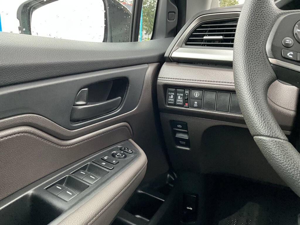 Used 2022 Honda Odyssey EX image 22