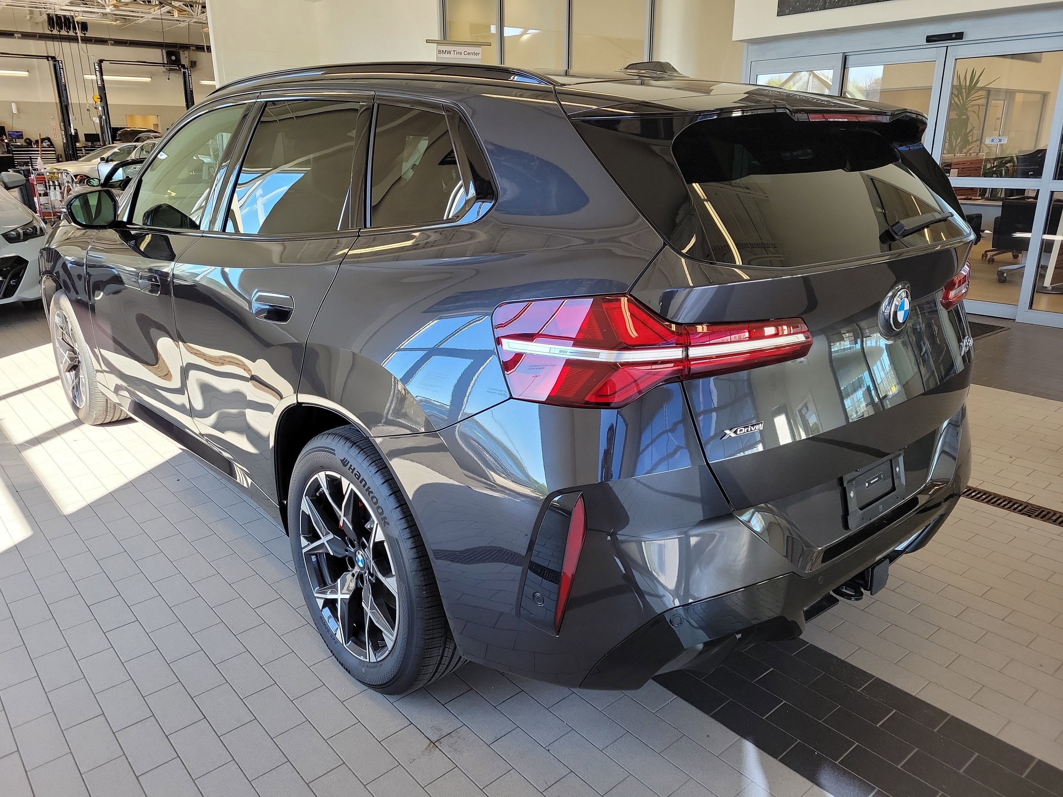 New 2026 BMW X3 xDrive30 w/ M Sport Package AWD/4WD image 5