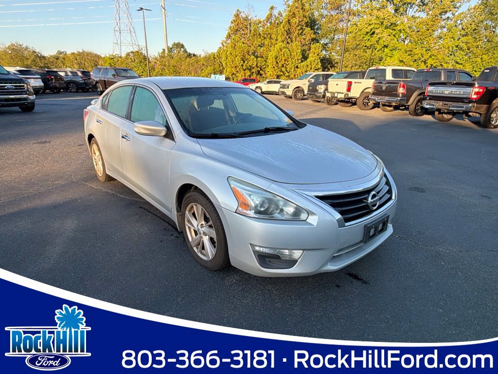 Used 2013 Nissan Altima 2.5 SV