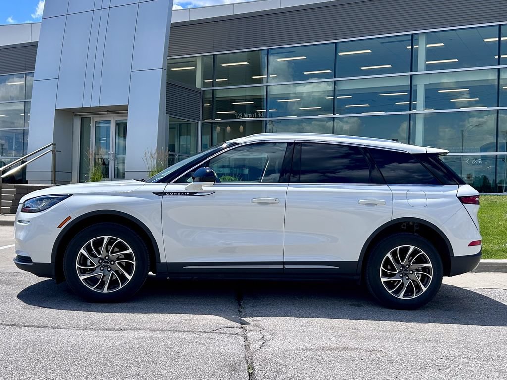 Used 2020 Lincoln Corsair AWD w/ Equipment Group 101A image 3