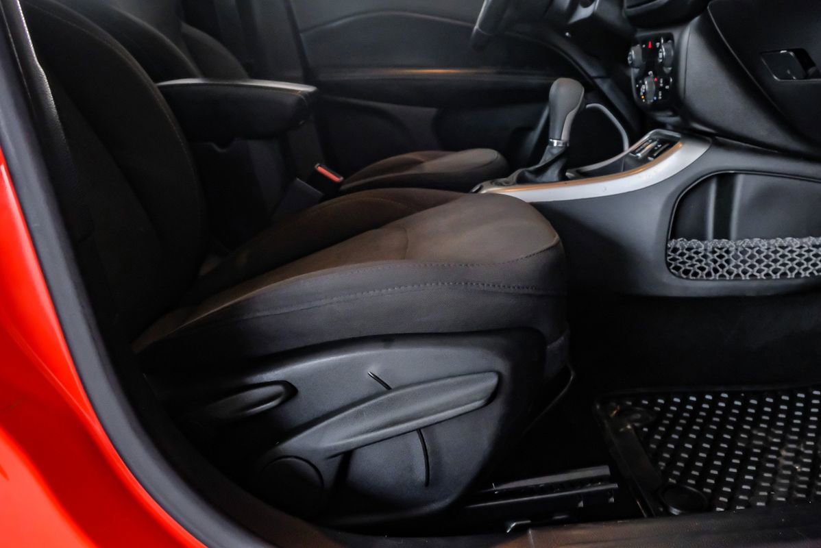 Used 2020 Jeep Compass Sport w/ Cold Weather Group image 32