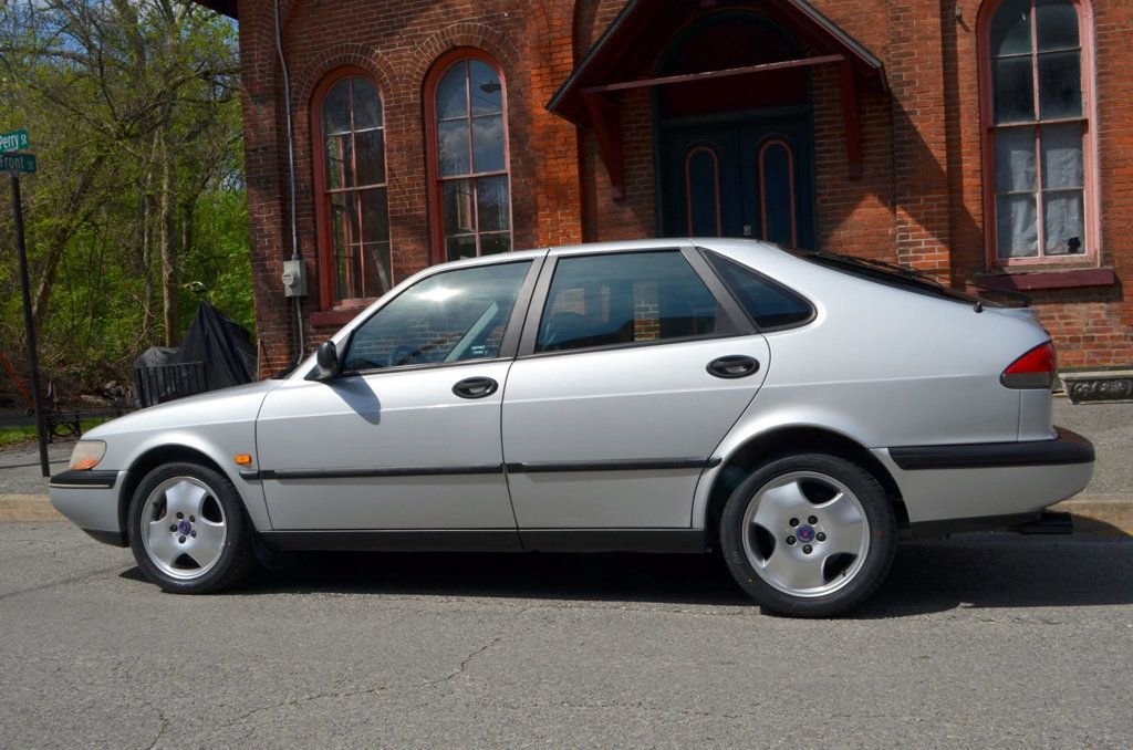 Used 1997 Saab 900 S FWD image 12