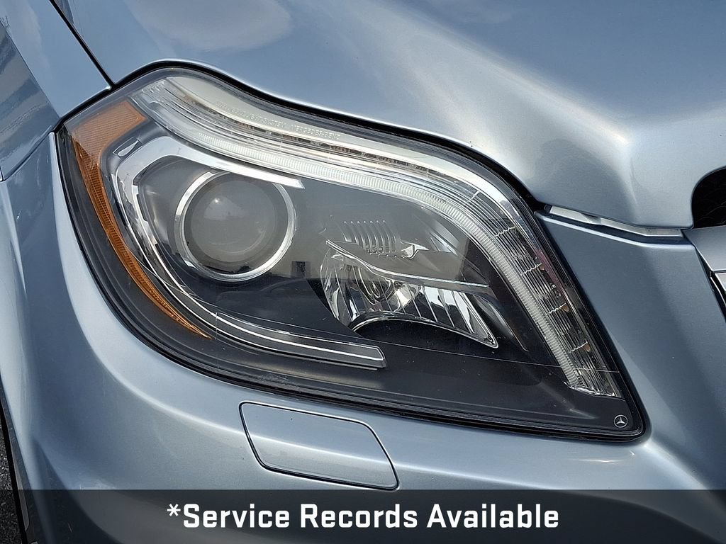 Used 2015 Mercedes-Benz GL 550 4MATIC image 11