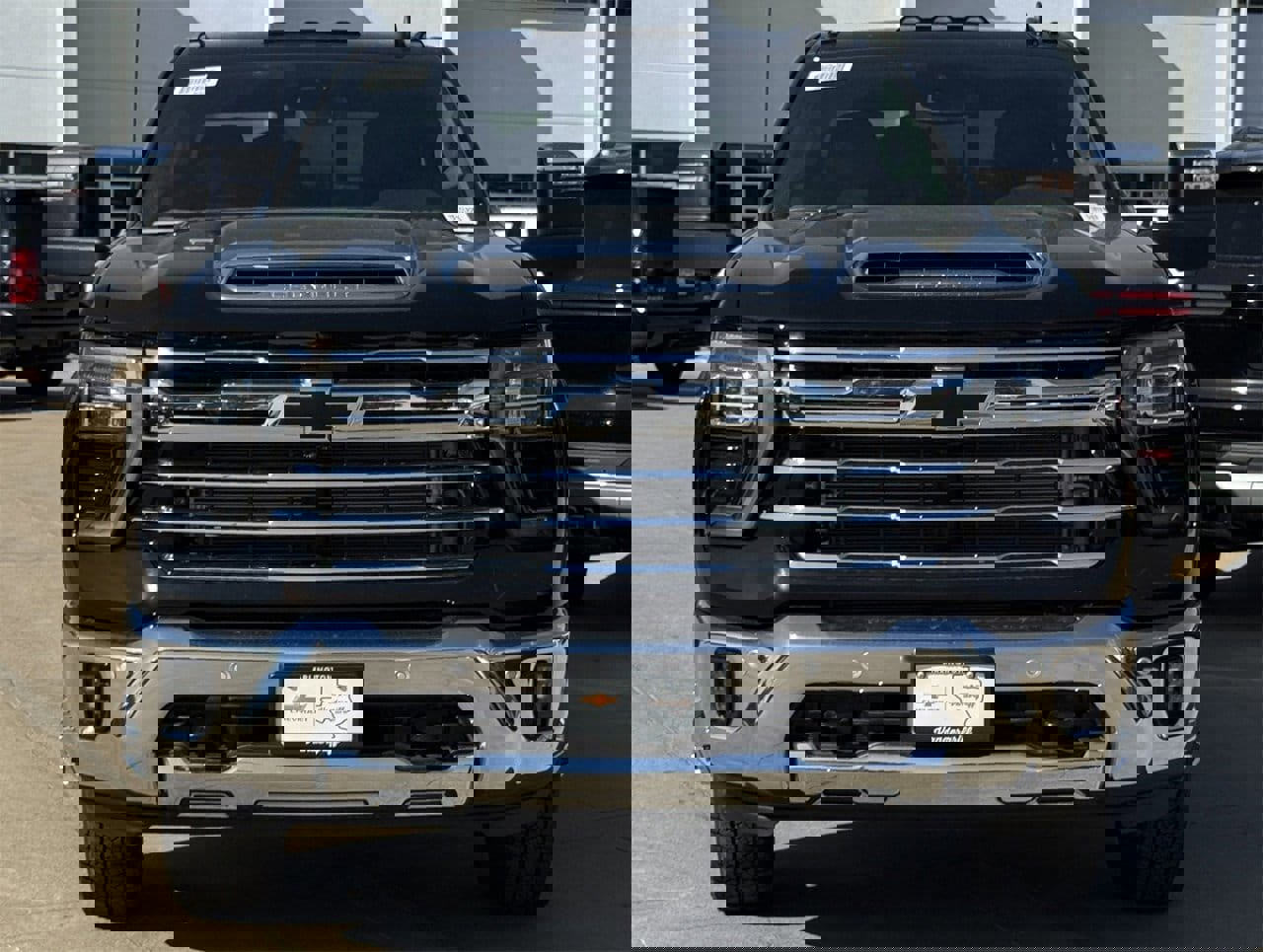 New 2026 Chevrolet Silverado 3500 LTZ w/ LTZ Plus Package image 13