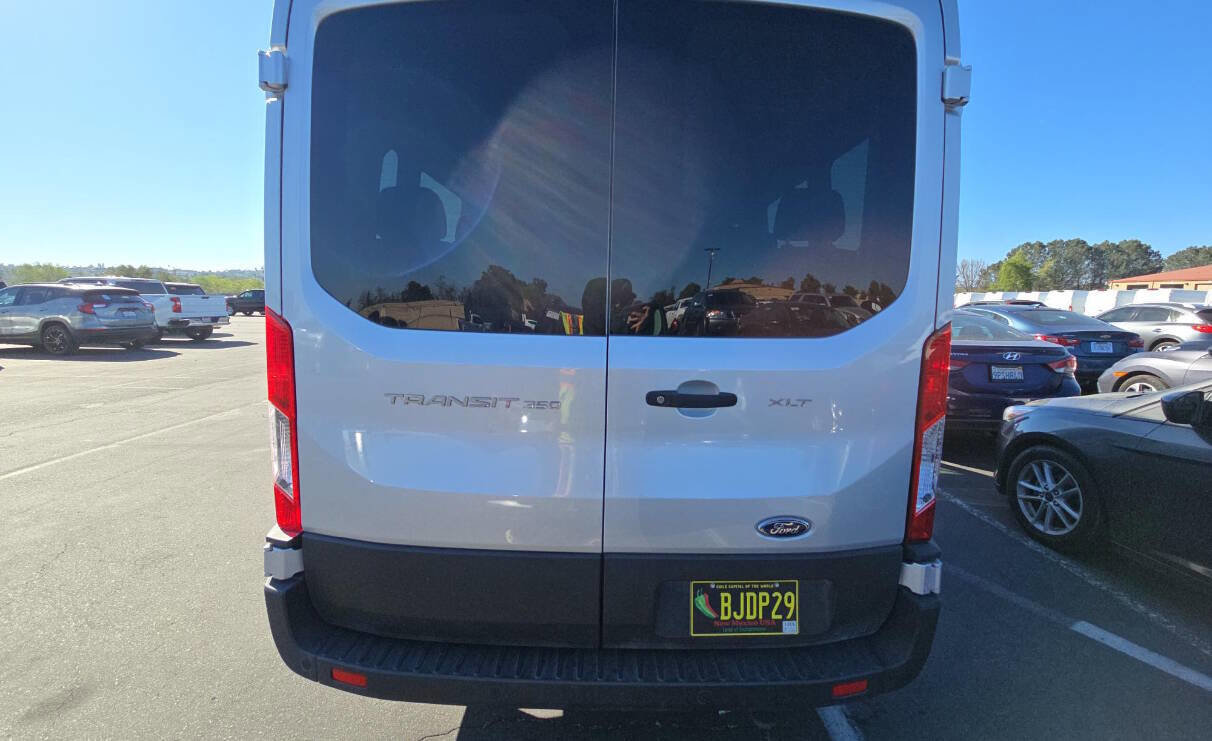 Used 2022 Ford Transit 350 XLT image 3