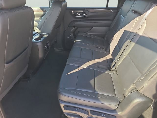Used 2023 Chevrolet Suburban LT image 15