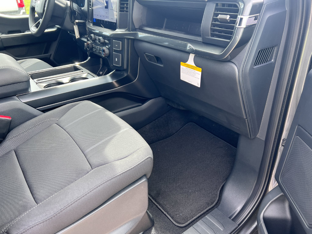 New 2026 Ford F150 STX w/ Equipment Group 200A AWD/4WD image 18