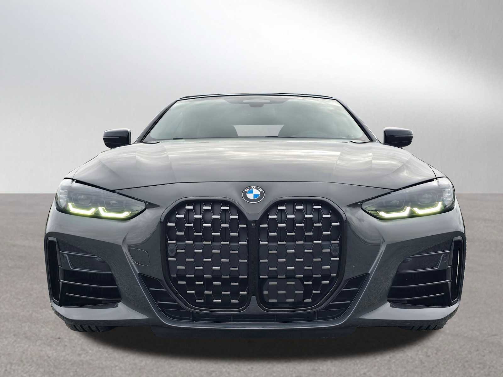 Used 2023 BMW 440i xDrive Convertible w/ Premium Package image 8