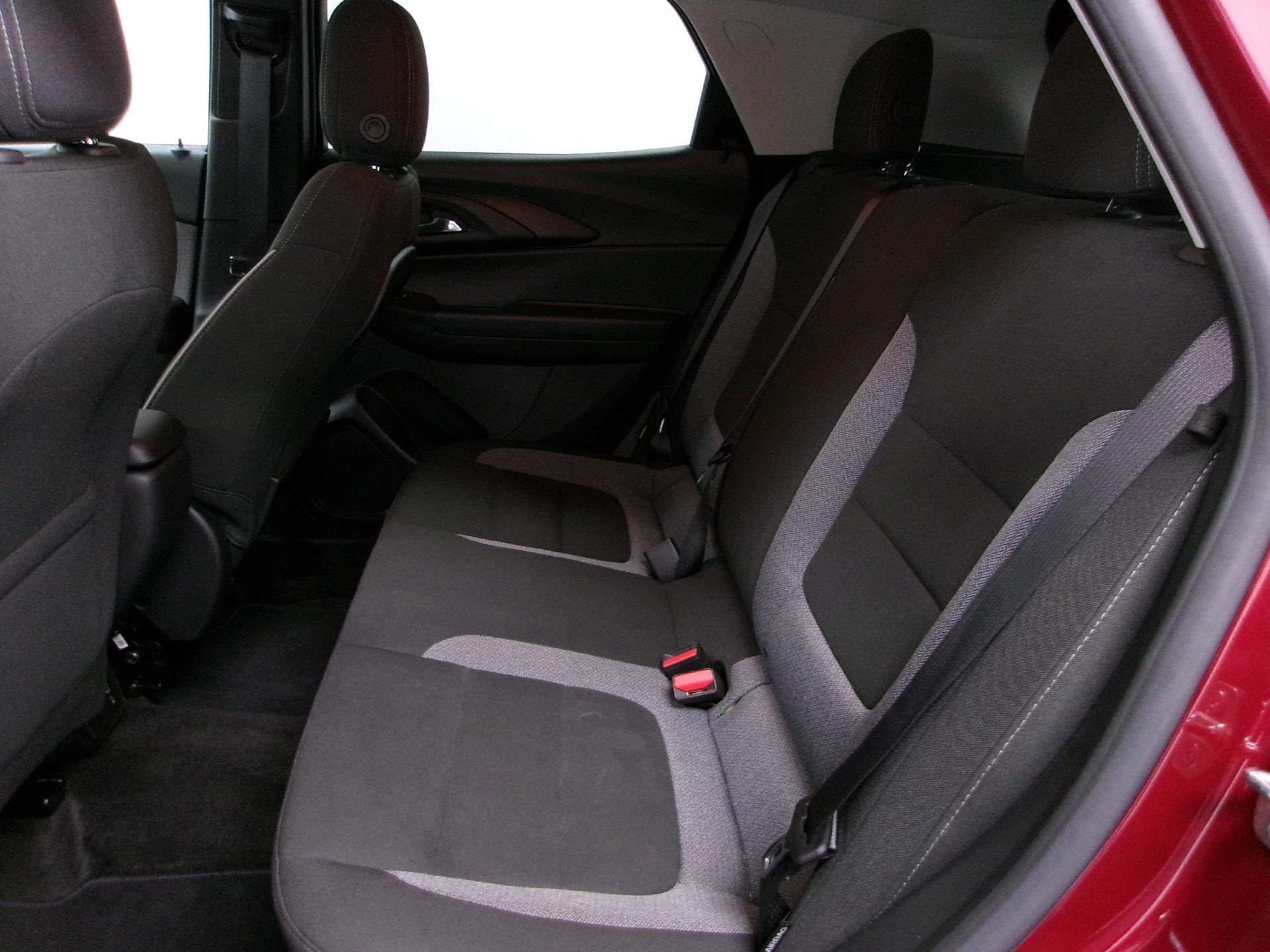 Used 2023 Chevrolet TrailBlazer LT w/ Convenience Package image 8