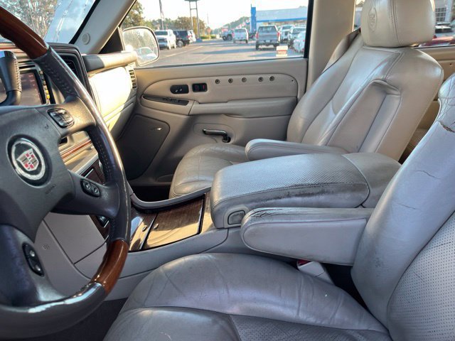 Used 2004 Cadillac Escalade EXT AWD/4WD image 8
