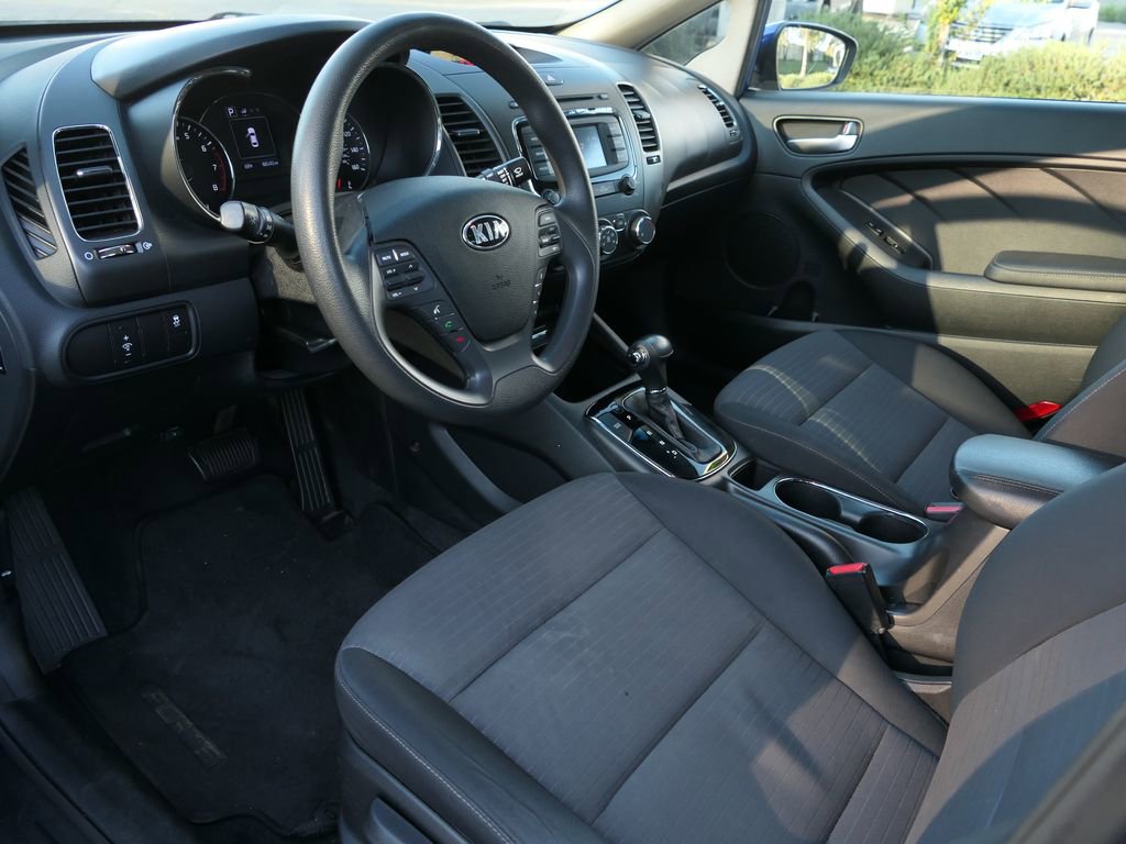 Used 2017 Kia Forte LX w/ LX Popular Package image 11
