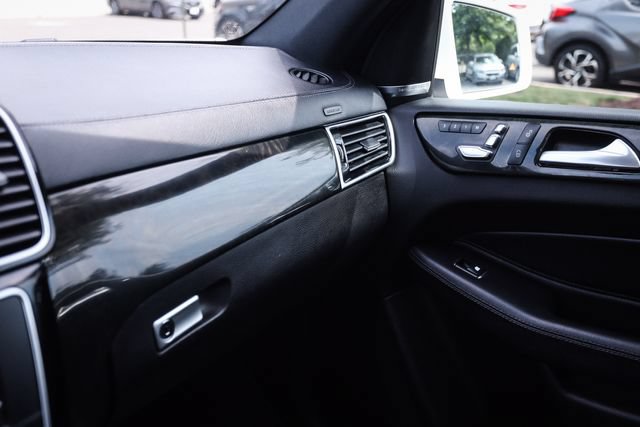 Used 2018 Mercedes-Benz GLS 450 4MATIC image 41