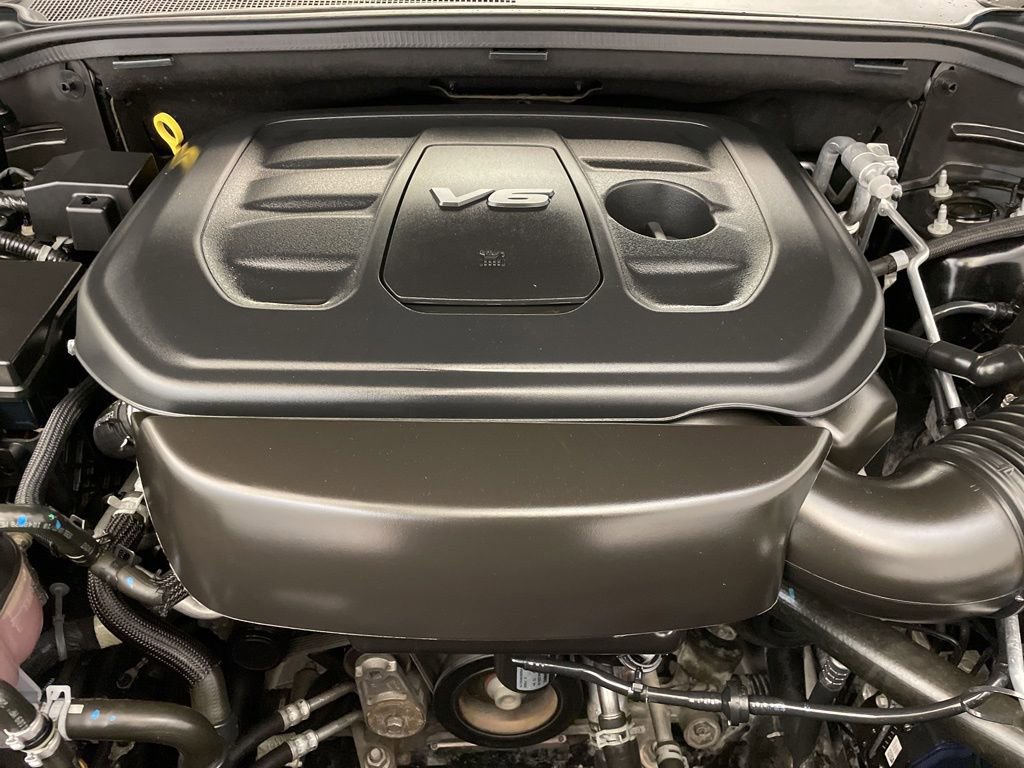 Used 2019 Jeep Grand Cherokee Laredo AWD/4WD image 38