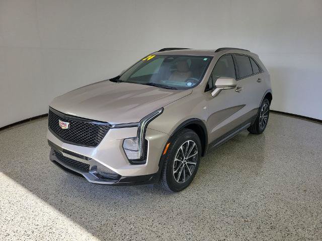 Used 2024 Cadillac XT4 Sport FWD image 2