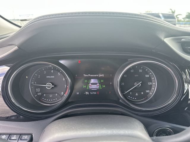 Used 2022 Buick Encore GX Essence w/ Advanced Technology Package image 26