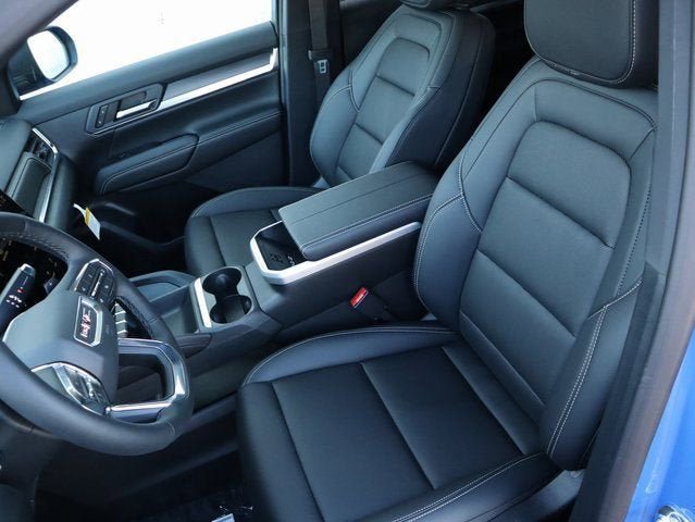 New 2026 GMC Terrain Elevation w/ Elevation Premium Package AWD/4WD image 25