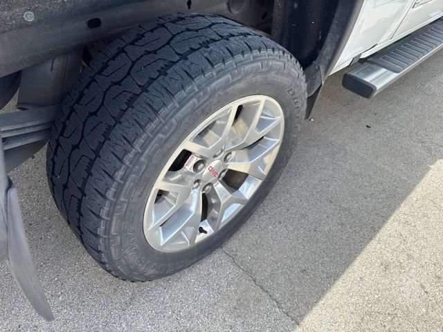 Used 2018 GMC Sierra 1500 SLT w/ Texas SLT Premium Package AWD/4WD image 7