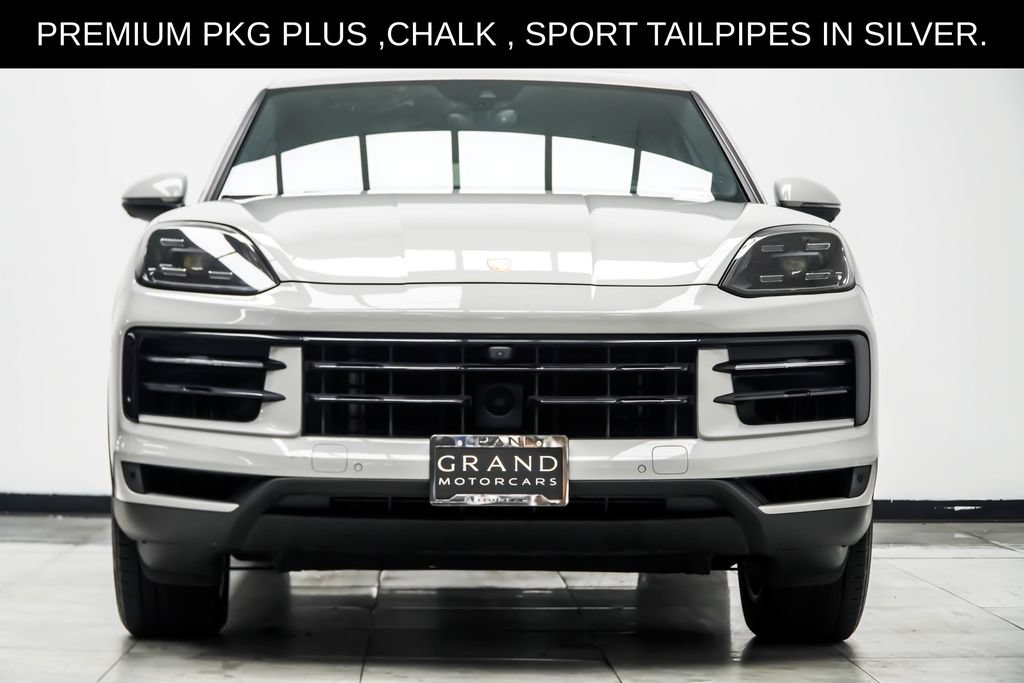 Used 2024 Porsche Cayenne w/ Premium Package Plus (PFM) AWD/4WD image 10