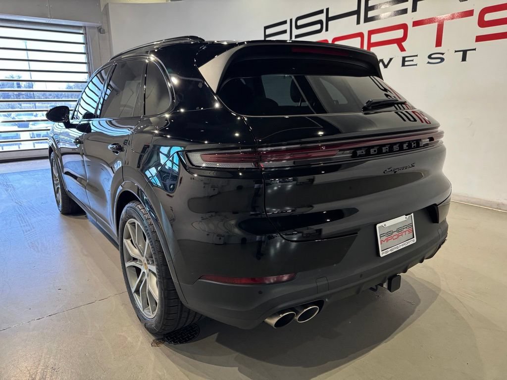 Used 2024 Porsche Cayenne S w/ Premium Package Plus AWD/4WD image 5