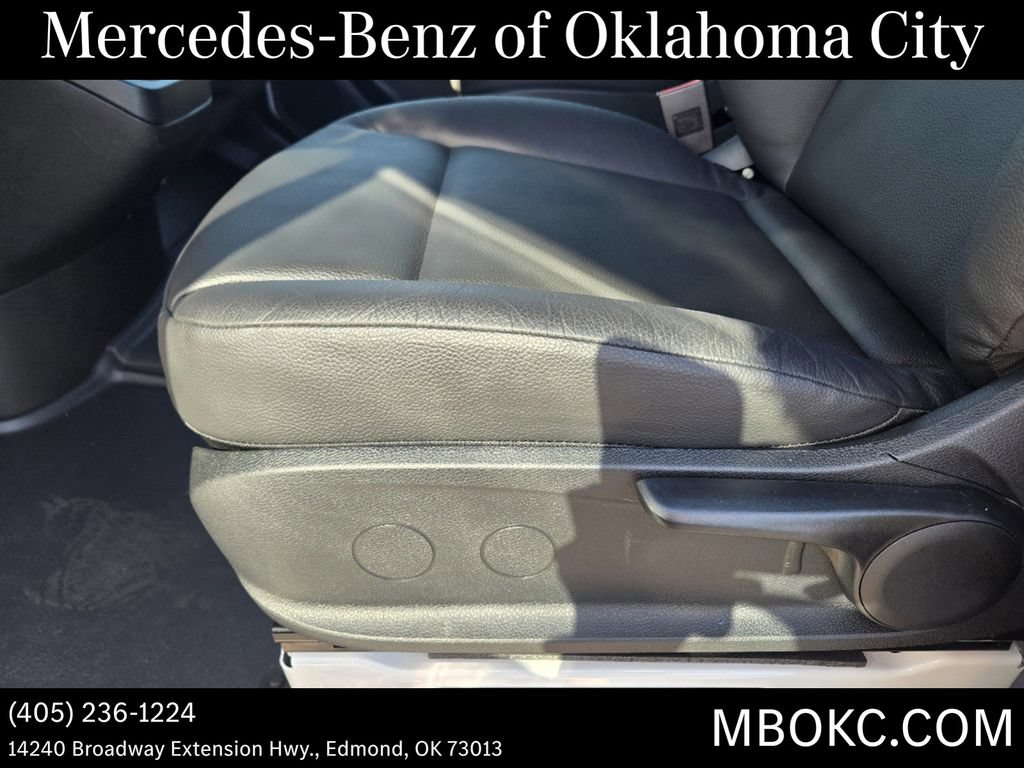 Used 2025 Mercedes-Benz Sprinter 2500 image 25