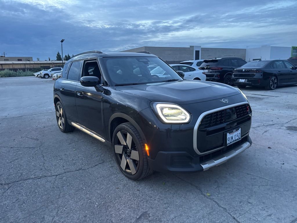 Used 2025 MINI Cooper Countryman S w/ Comfort Package Max image 7