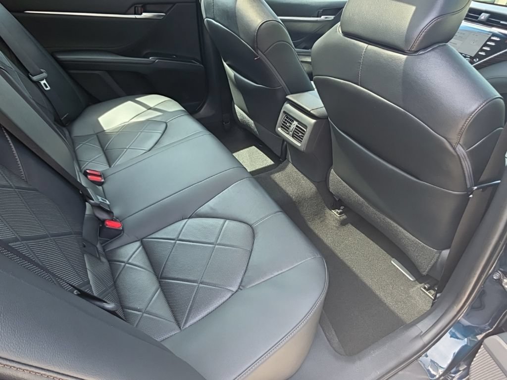 Certified 2018 Toyota Camry XLE w/ Audio Package FWD image 17