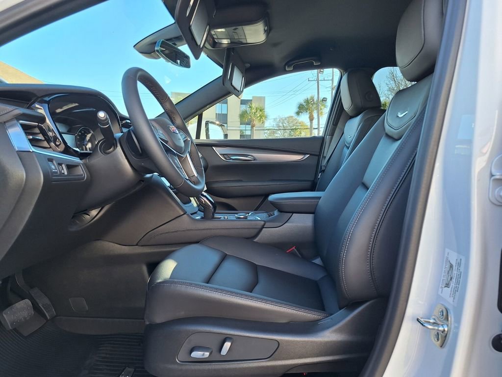 New 2026 Cadillac XT5 Luxury w/ LPO, Floor Liner Package AWD/4WD image 14