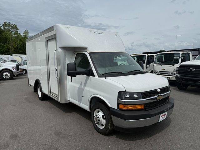 New 2023 Chevrolet Express 3500 w/ Power Convenience Package RWD image 6