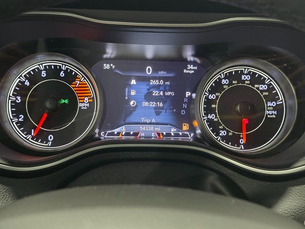 Used 2022 Jeep Cherokee Trailhawk w/ Trailer Tow Group image 7