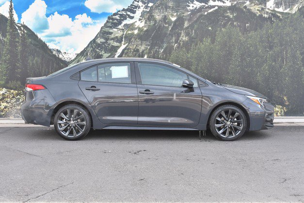 Certified 2024 Toyota Corolla SE image 2