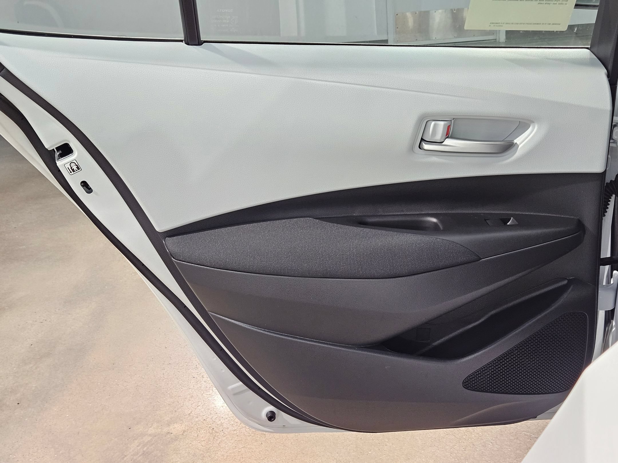 New 2026 Toyota Corolla SE FWD image 19