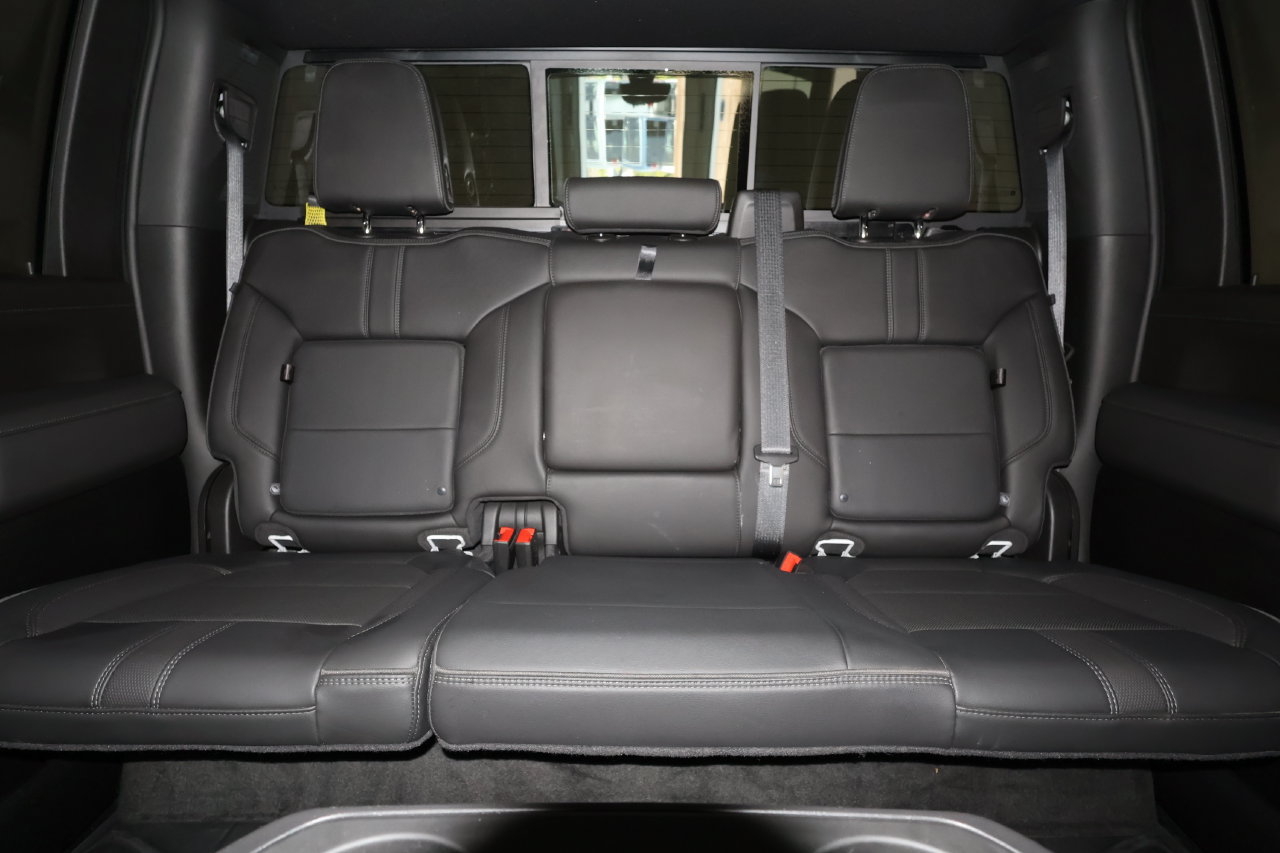 Certified 2022 Chevrolet Silverado 3500 High Country AWD/4WD image 33