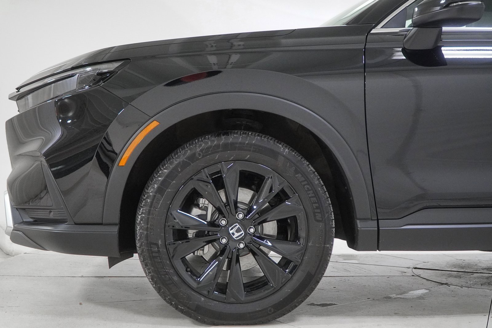 Certified 2025 Honda CR-V Sport Touring image 16