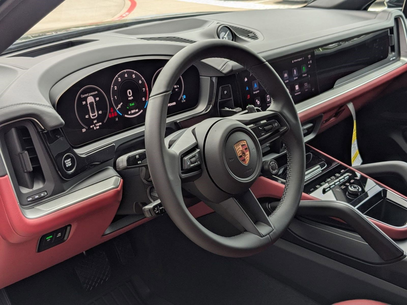 New 2026 Porsche Cayenne E-Hybrid Coupe AWD/4WD image 4