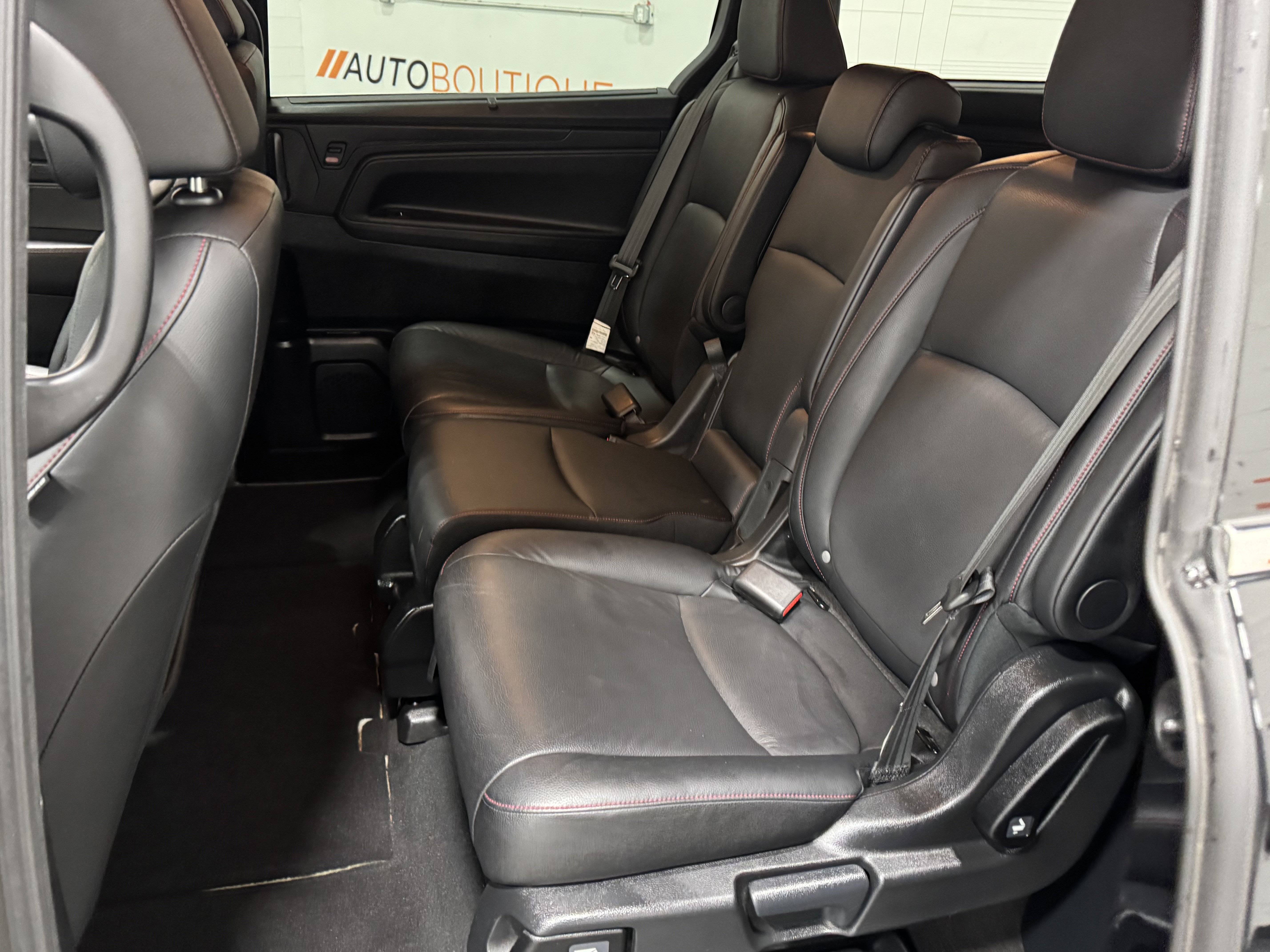 Used 2024 Honda Odyssey Sport image 14