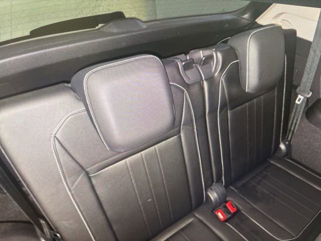Used 2023 Volkswagen Tiguan SE image 16