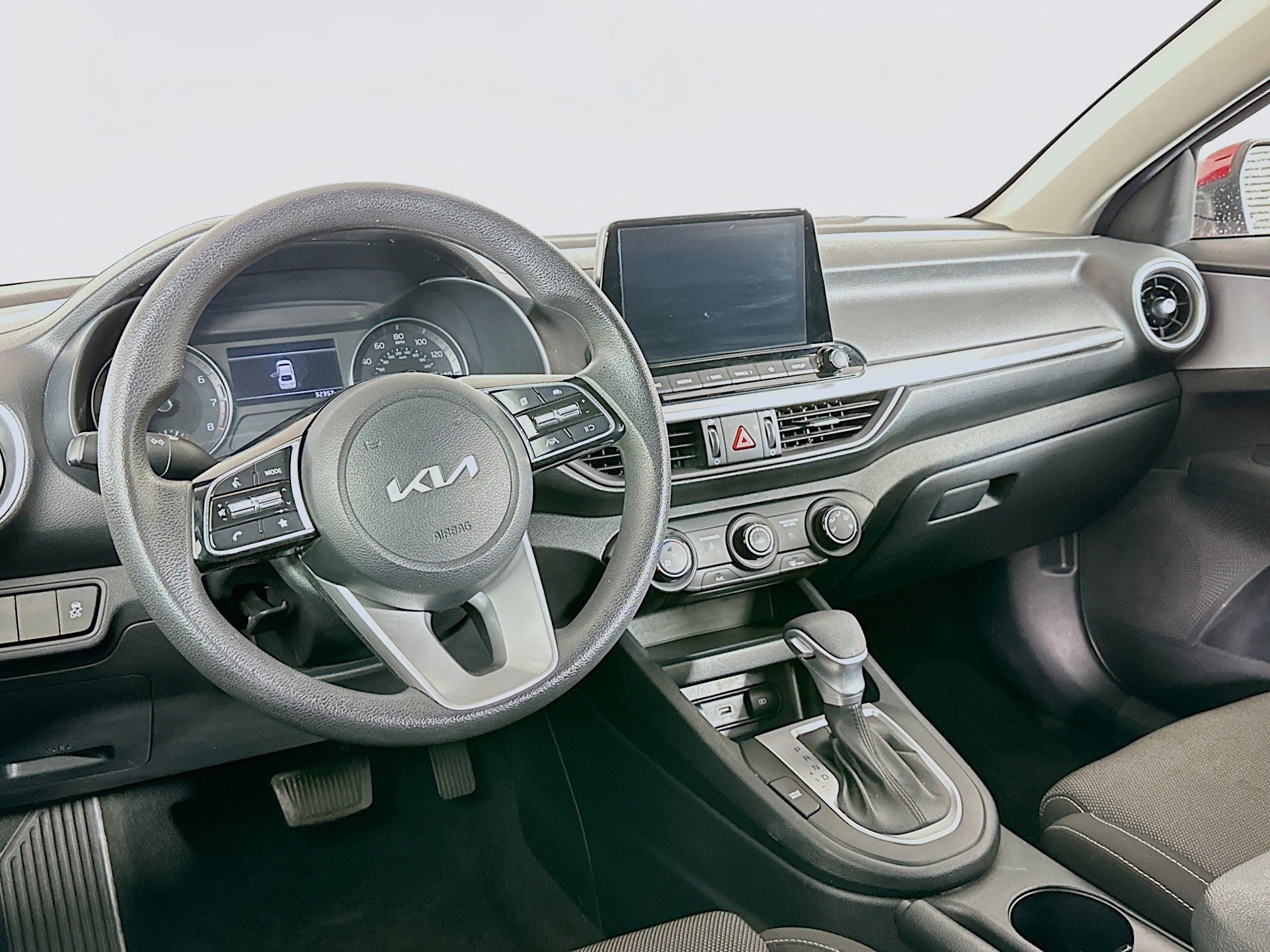 Used 2024 Kia Forte LXS image 17