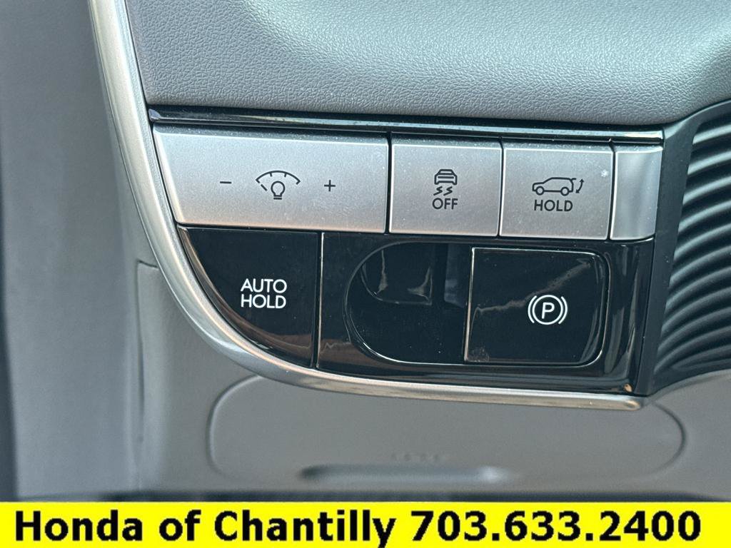 Used 2022 Hyundai Ioniq 5 Limited w/ Cargo Package AWD/4WD image 22
