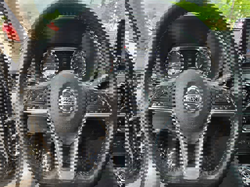 Used 2022 Nissan Sentra SV FWD image 22