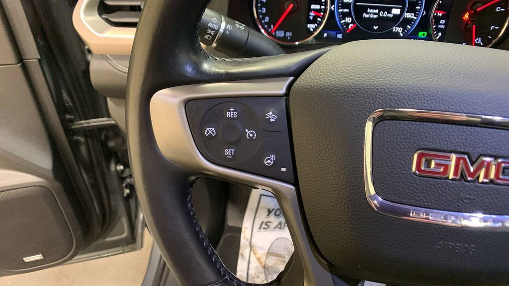 Used 2021 GMC Acadia Denali w/ Denali Technology Package image 39