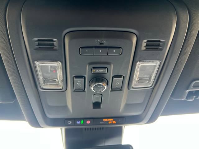 Certified 2023 Chevrolet Suburban Premier image 35