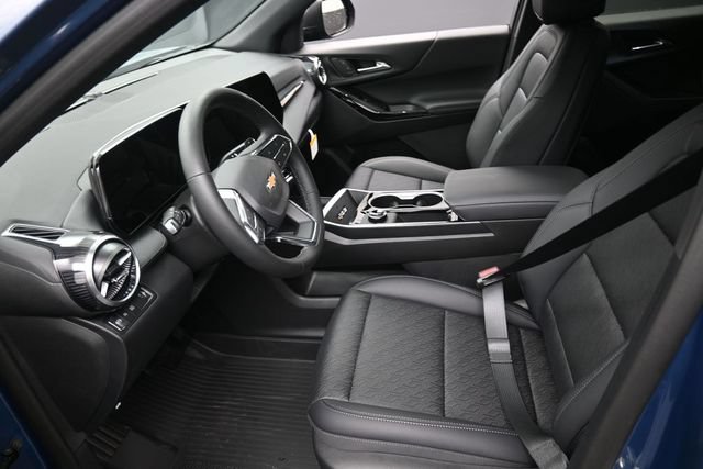 New 2026 Chevrolet Equinox LT w/ Convenience Package II FWD image 8