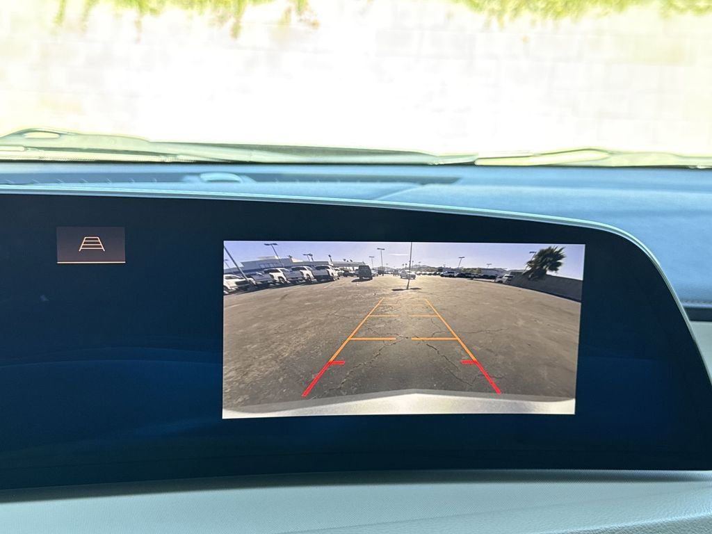 Certified 2024 Cadillac XT4 Luxury FWD image 15