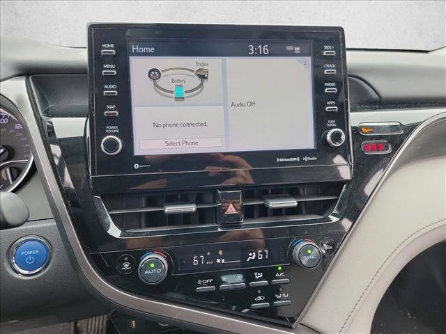 Used 2021 Toyota Camry XLE w/ Cold Weather Package image 22