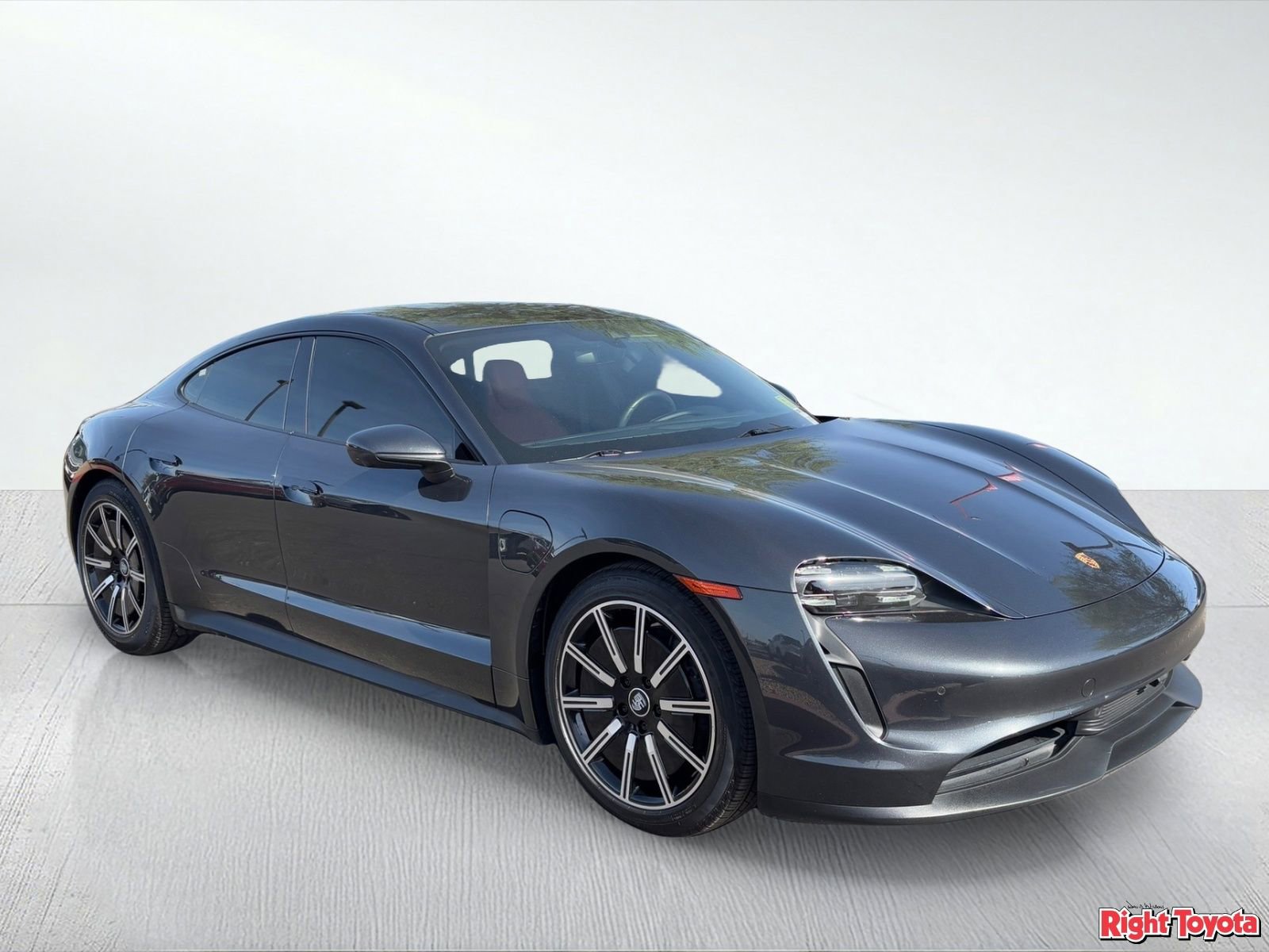 Used 2021 Porsche Taycan RWD image 7